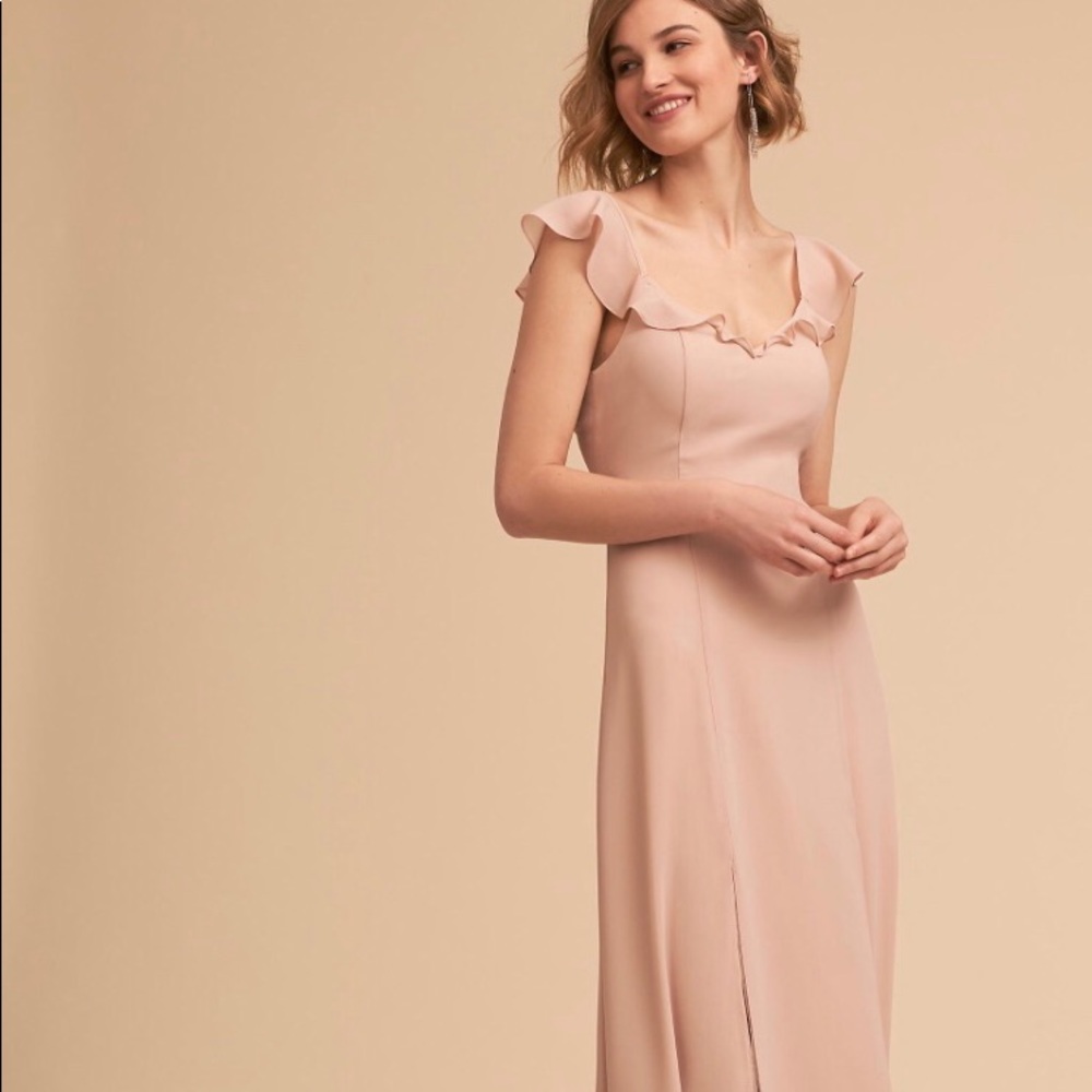 Diana dress in nude.